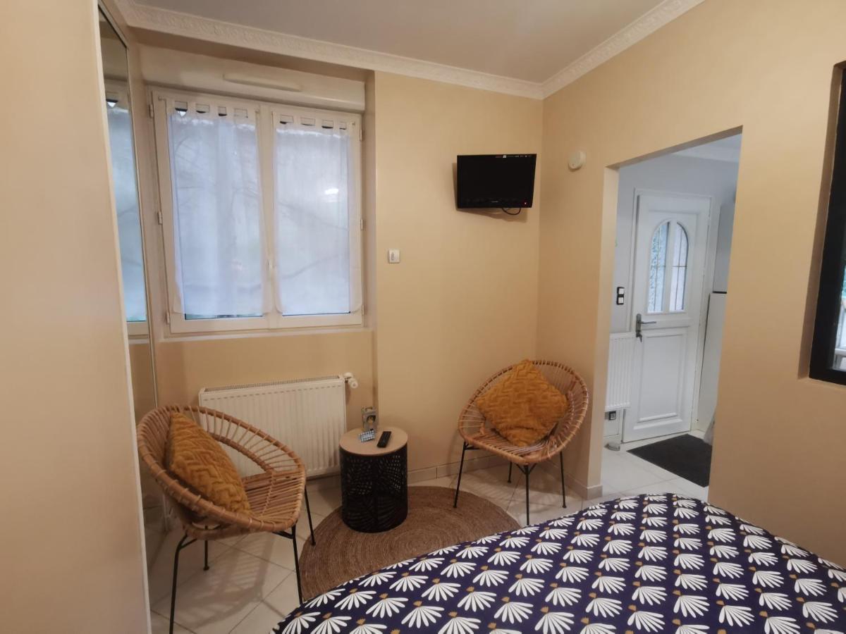 Joli Cocon En Plein Centre Ville Βισύ Εξωτερικό φωτογραφία